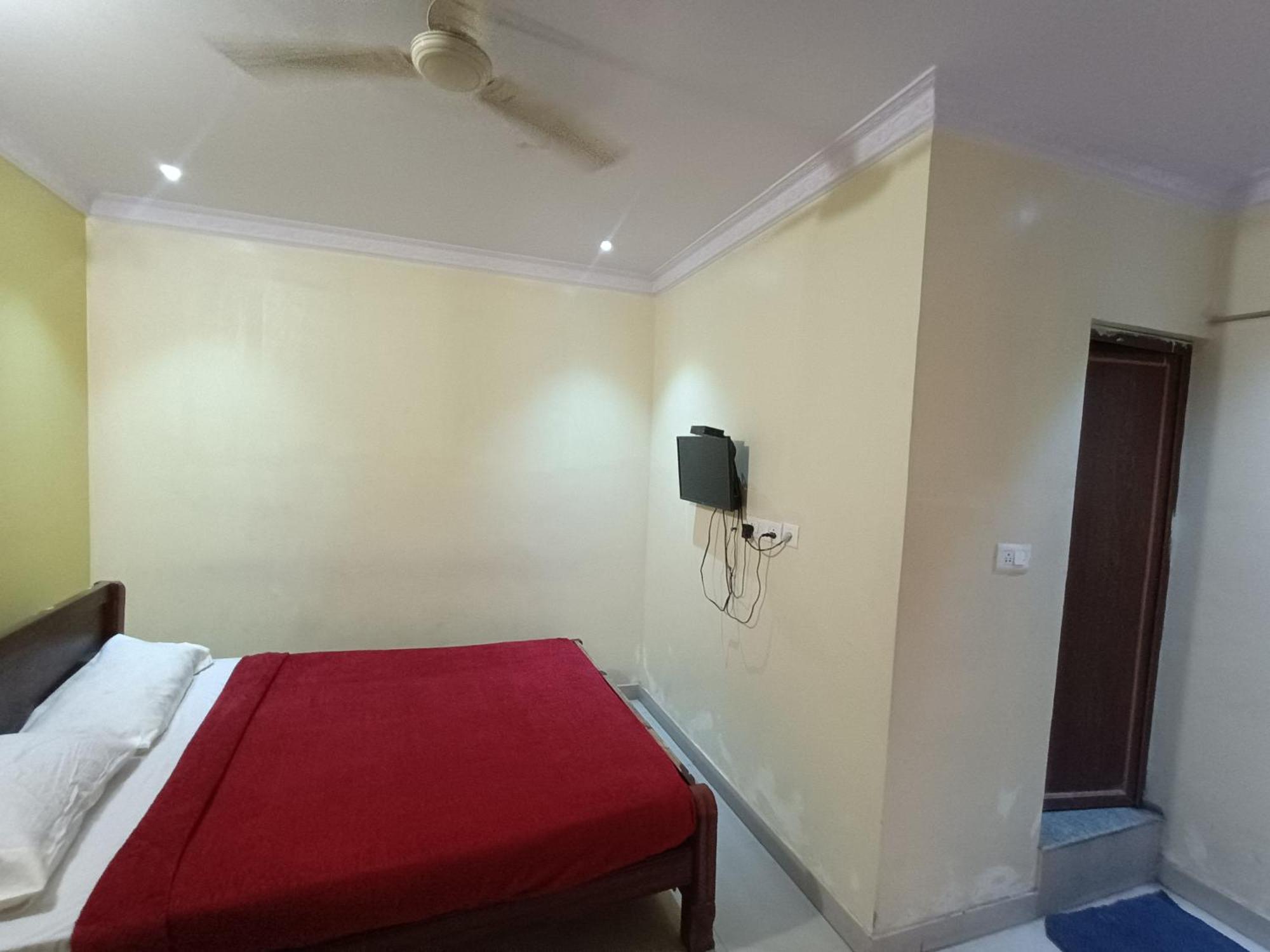Hotel Malnad Grand Inn Kumbalgod 외부 사진