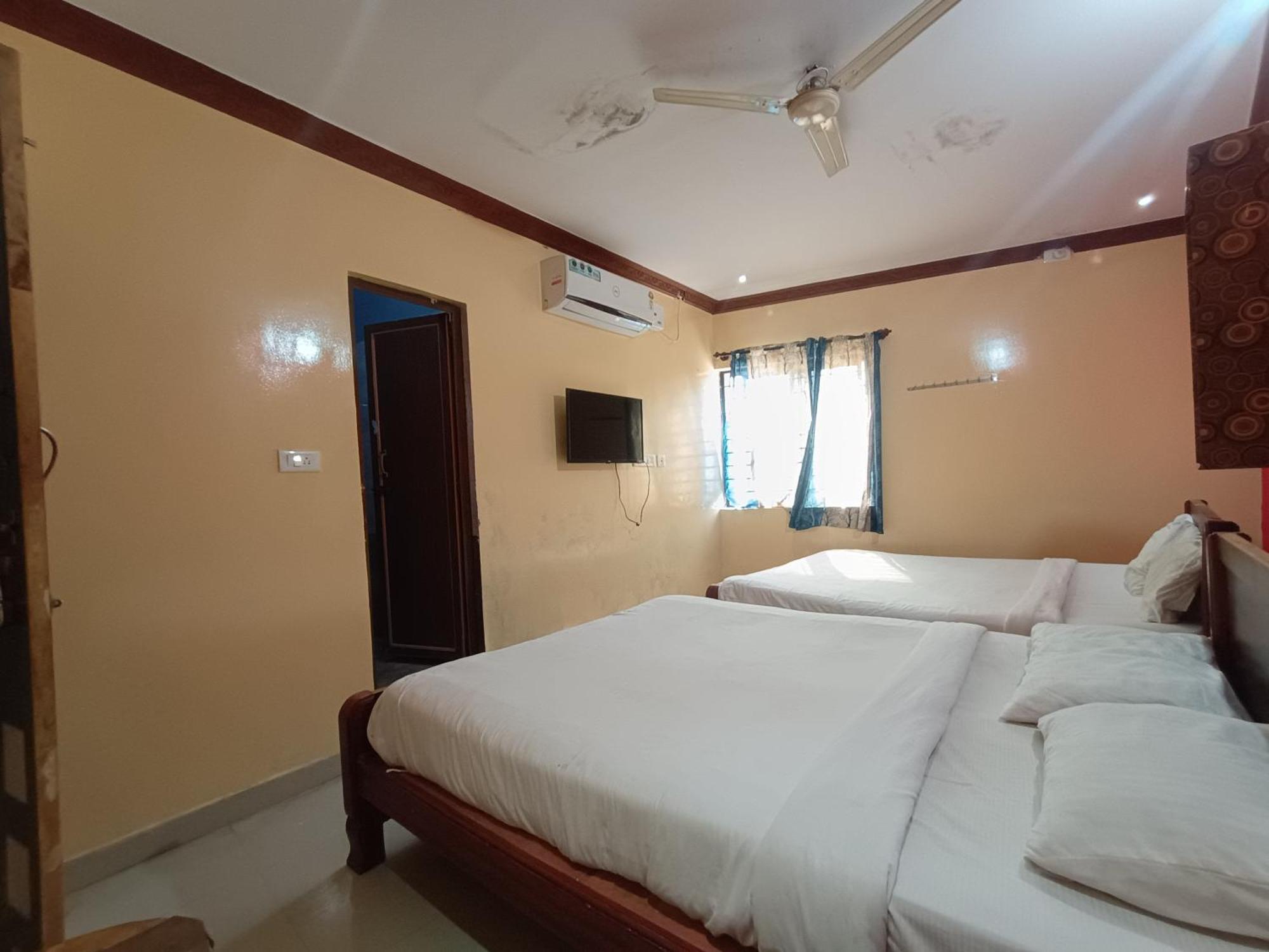 Hotel Malnad Grand Inn Kumbalgod 외부 사진